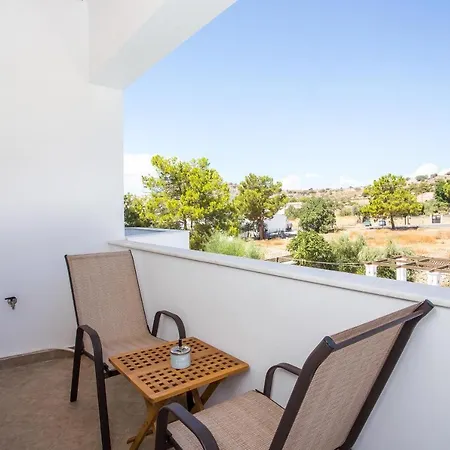 Thymoura Villa *