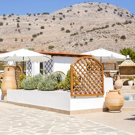 Thymoura Villa Lardos