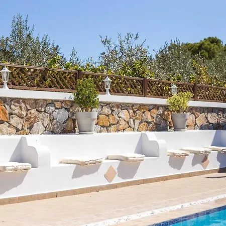 Villa Thymoura *